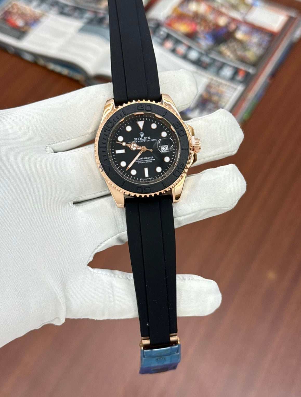 LOR Black Silicon Strap Black Copper Ring Black Dial Men Watch 989742