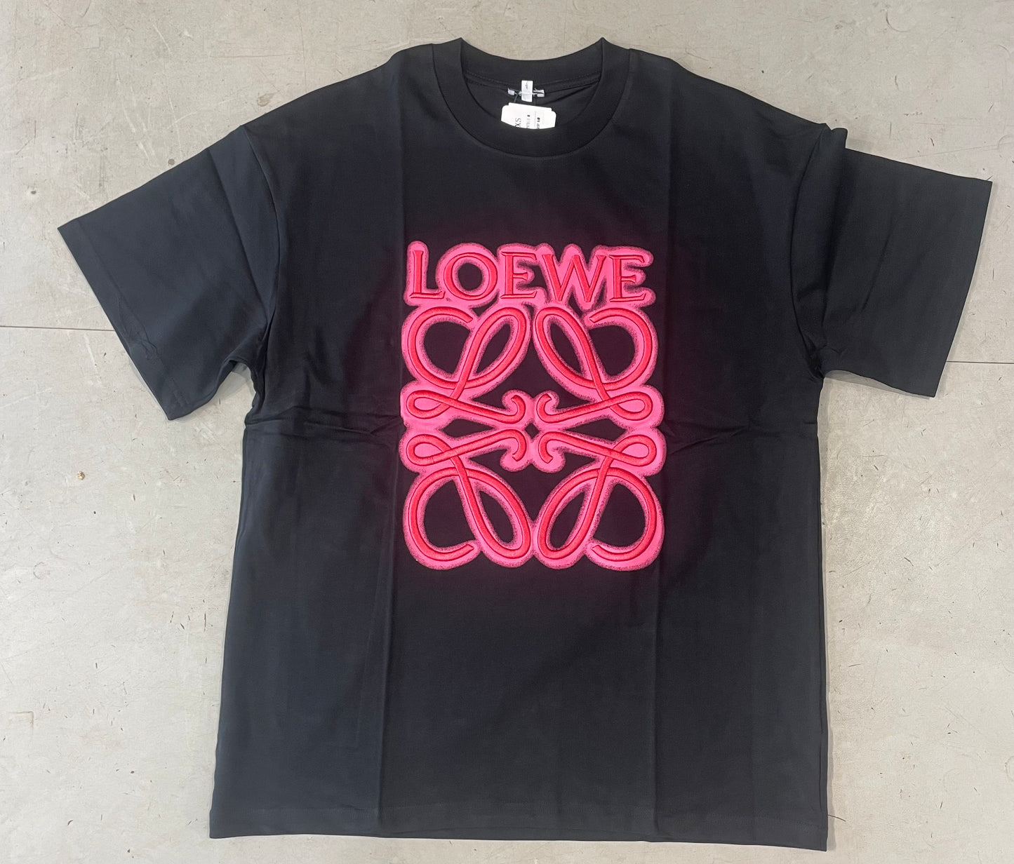 EOL LOE Black Colour Pink Embroidery Round Neck Unisex T-shirt 46207