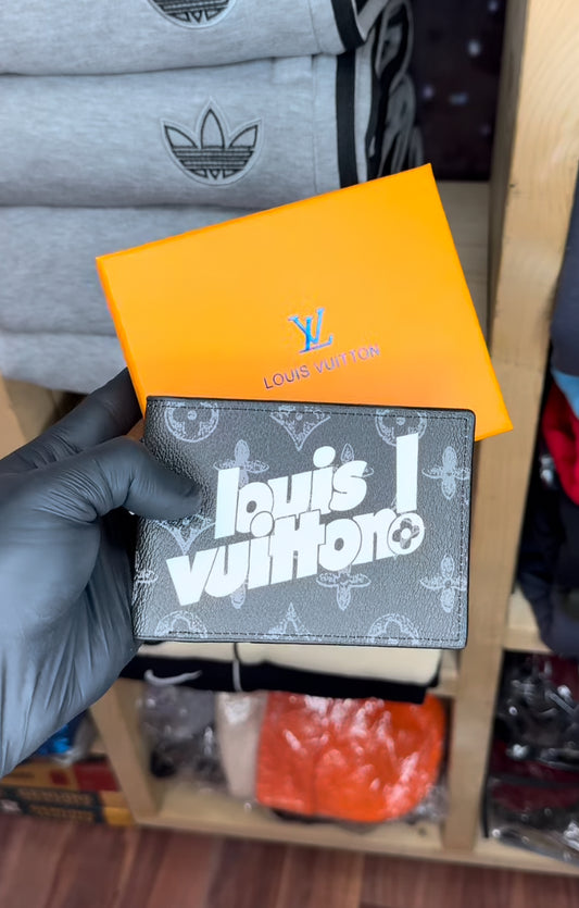 UOL LOU Black White Colour Imported Men Wallet 988481