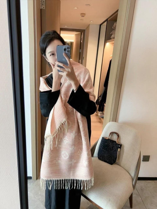 Uol Pink White Colour Vl Print Unisex Stole 981041