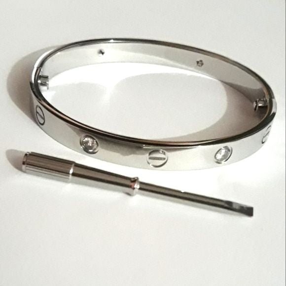 RAC CAR Premium Quality Imported Unisex Bracelet 5909 sliver