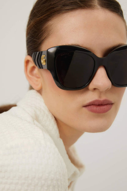 CUG Black Frame Black Shade Premium Quality Sunglass 3301 55 18-146