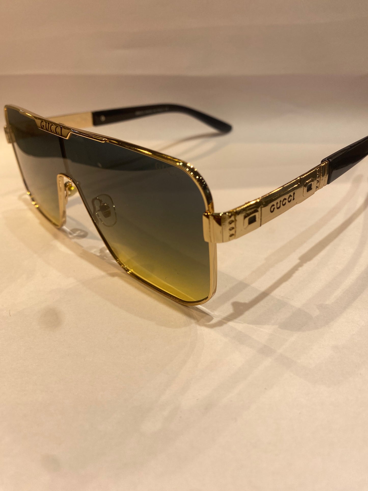 CUG GUC Gold Black Frame Multi Shade Unisex Sunglass Yh132 56 145