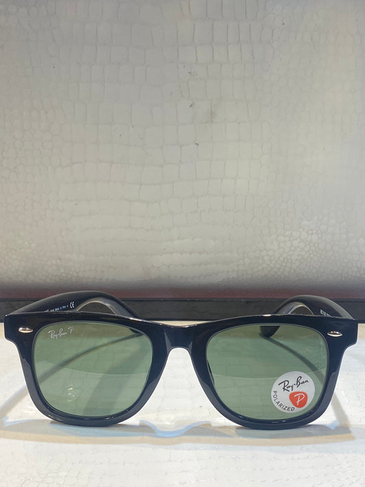 YAR RAY RB Black Glossy Frame Green Shade Unisex Sunglass RB 2140 52 22 150 3N