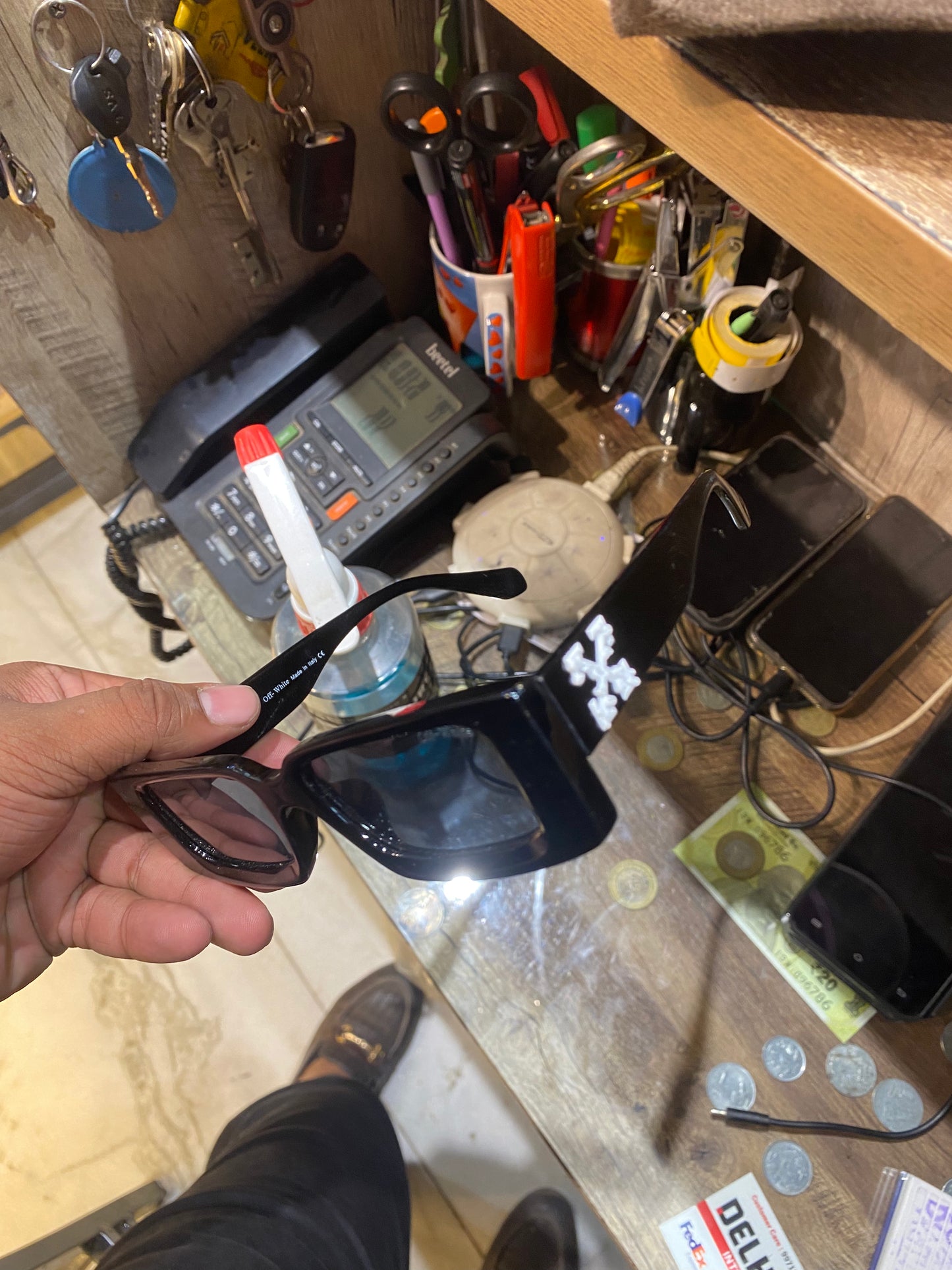 Off Black Fram Black Shade Sunglass
