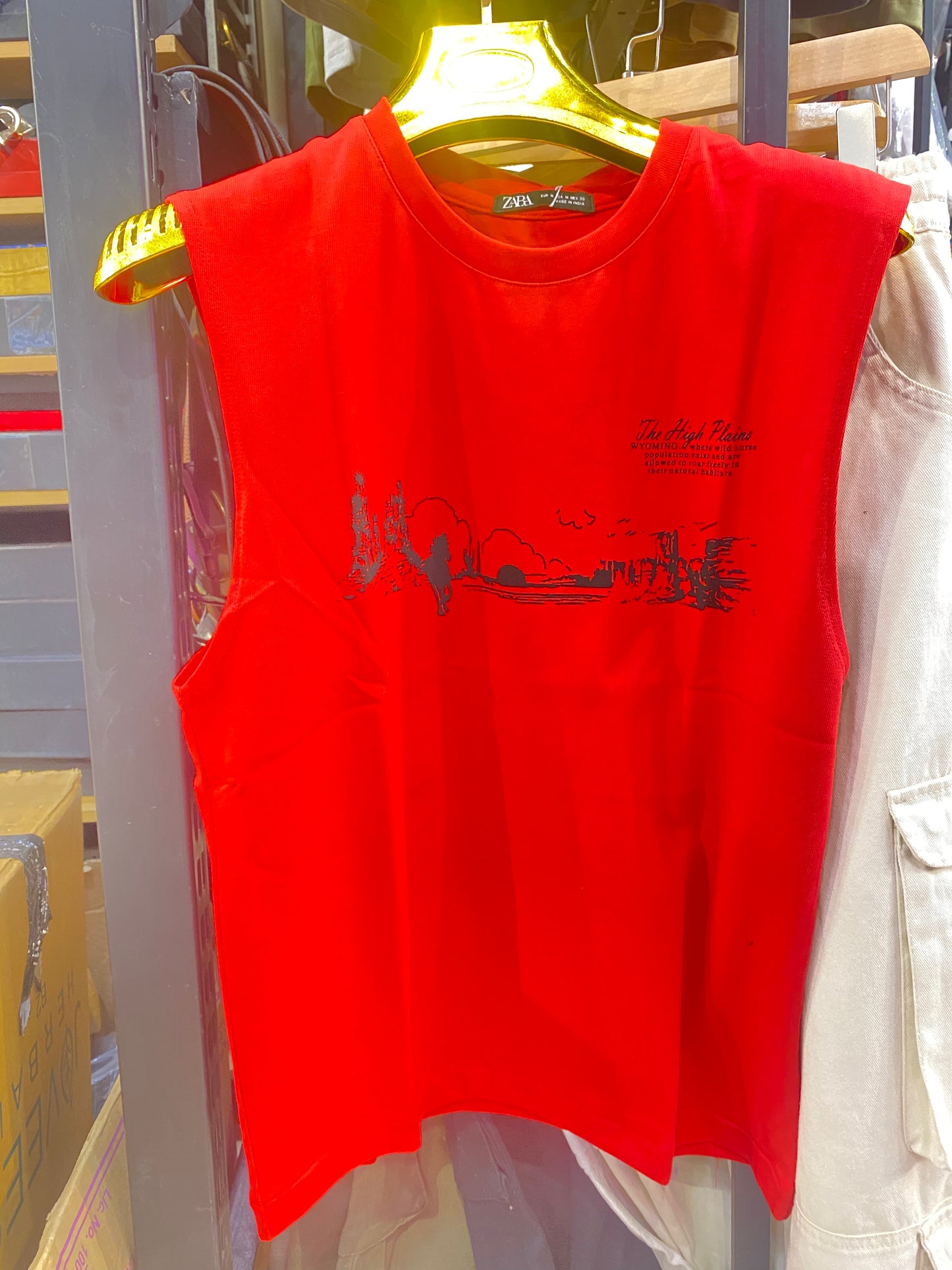 Raz Red Colour The High Plains Wyoming Tank Top 988713