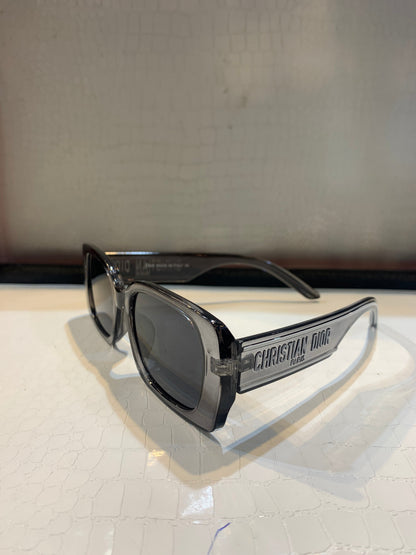 OID Grey Transperent Frame Black Shade Sunglass S2U 53 18-145