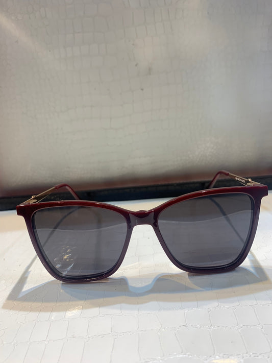 OLC CLO Maroon Golden Frame Black White Double Shade Unisex Sunglass 3002 54 17 142 C5