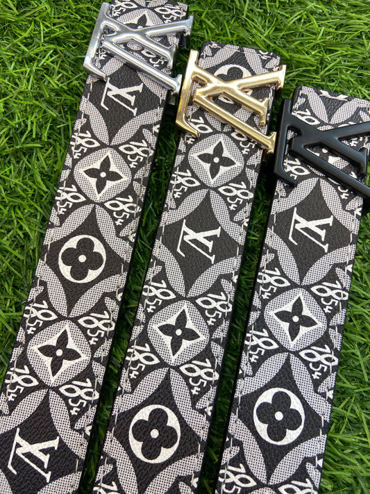Vl UOL Black White Colour Monogram Print Premium Quality Metal Buckle Men’s Belt 112305