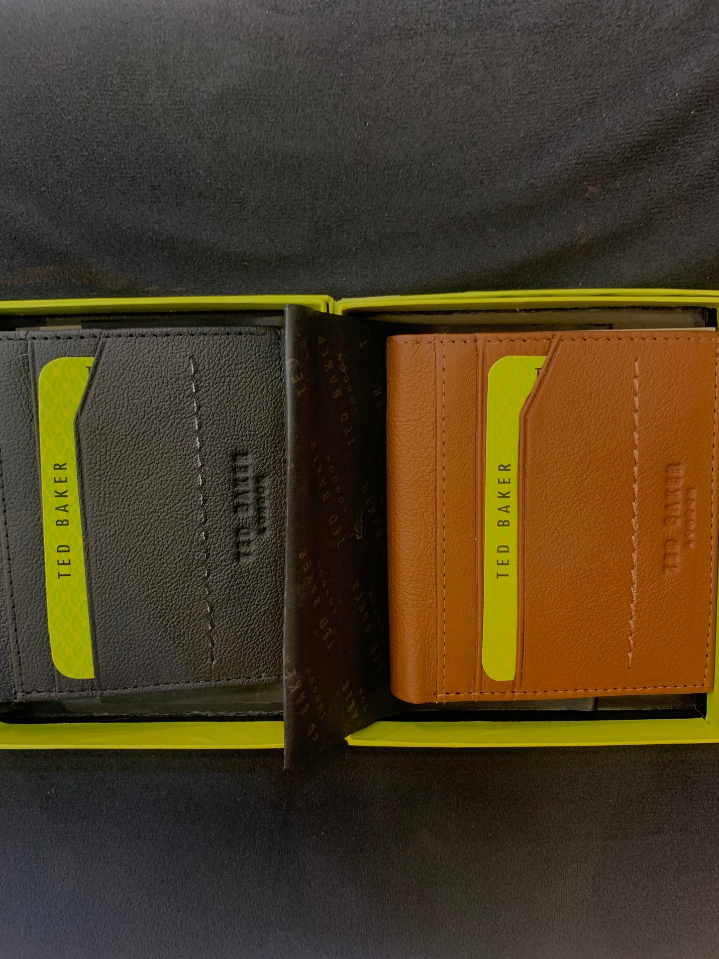 DET TED Genuine Leather Cardholder Plus Wallet 987829