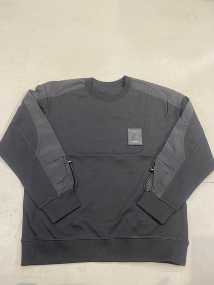EXPLORE INFINITY Imported Black Colour Premium Quality Sweatshirt W5295