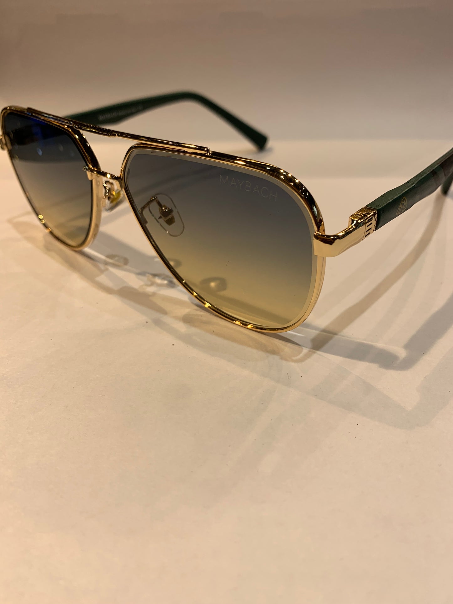 YAM MAY Copper Green Farme Trancy Green Shade Unisex Sunglass 23269 60 13 142