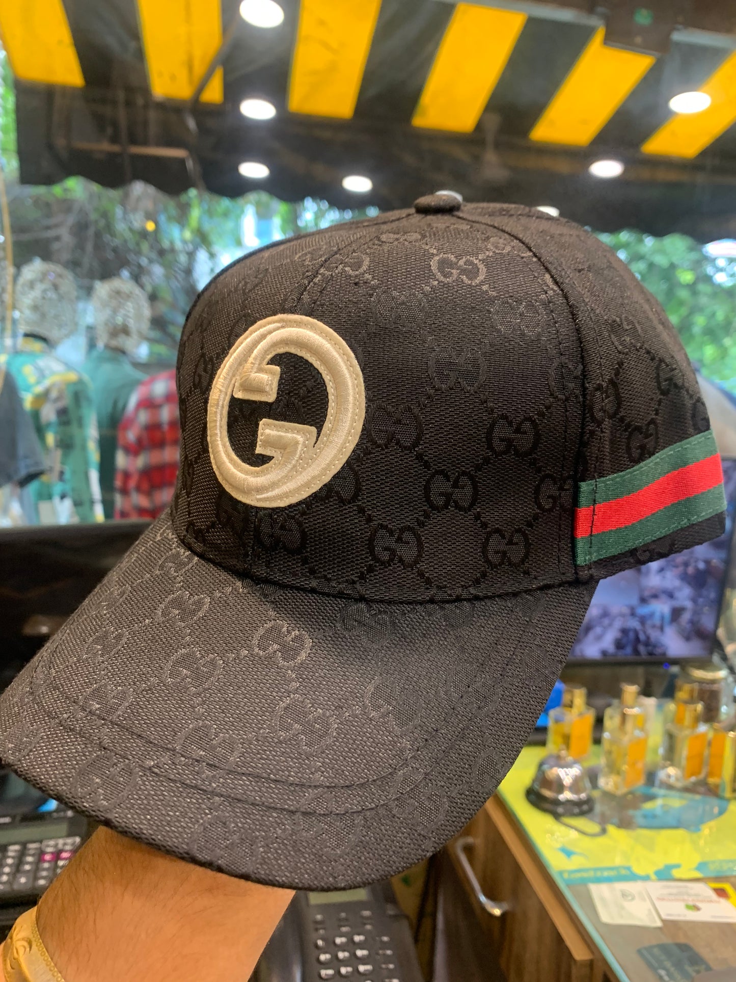 CUG GUC Black Colour Premium Quality Imported China Cap 989522