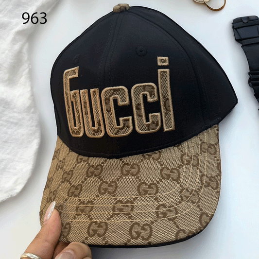 CUG GUC Black Beige Colour GG Print Unisex Cap 989537