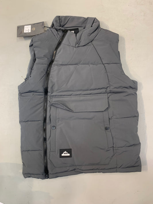 YIBOYUNTIAN GLS ATHLETICS Dark Grey Colour Side Zipp Half Puffer Jacket YB-906