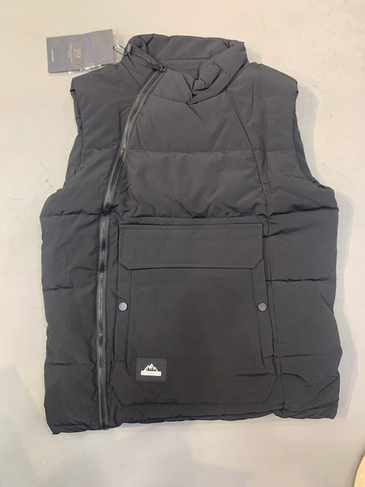 YIBOYUNTIAN GLS ATHLETICS Black Colour Side Zipp Half Puffer Jacket YB-906