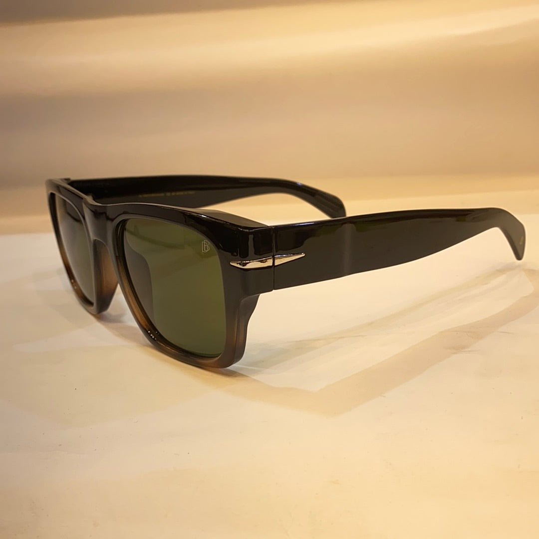 VAD Glossy Black Frame Green Shade Unisex Sunglasses UM1894 C4 51 22 140