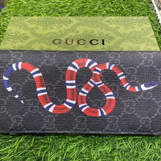 CUG Black Colour Branded Luxury Italian Leather Long Wallet Model Silk Screen Apricot Snakes 62665018