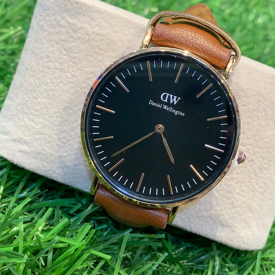 WD Brown Slim Strap Black Dial Copper Ring Men Watch 400556