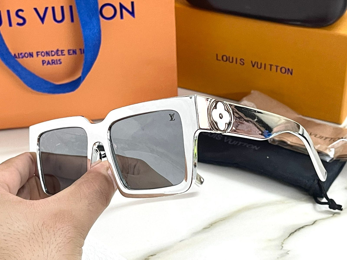 UOL Branded Unisex Sunglasses Z2196 5816140