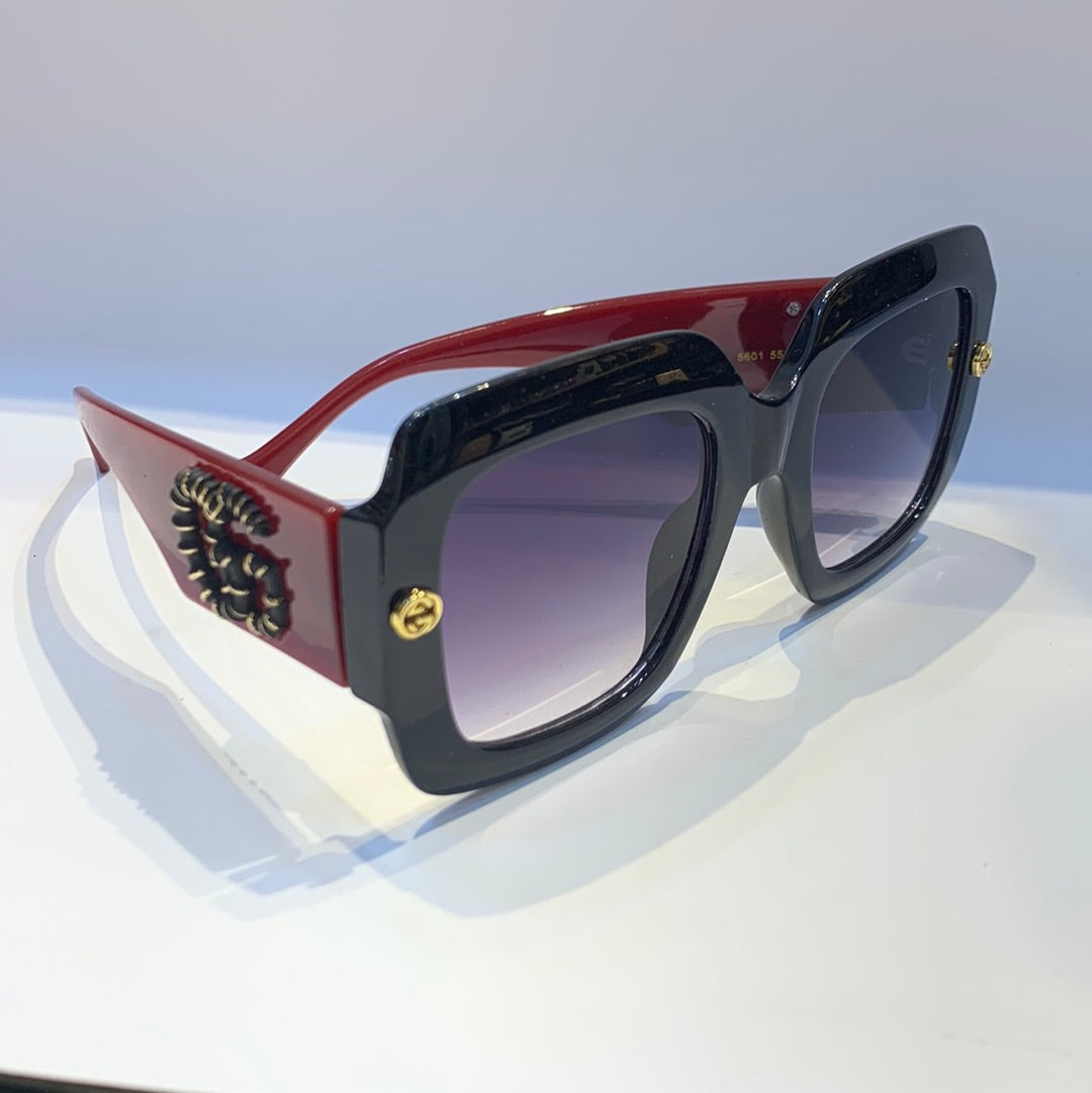 Cug Black Red  Frame Black Shade Sunglass 5601 55 24-145
