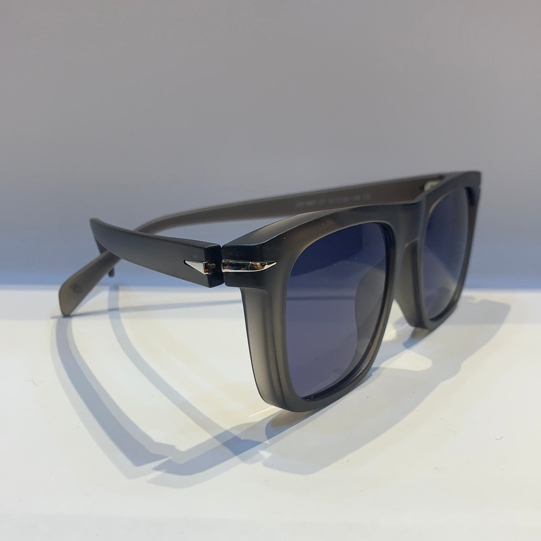 BD Dark Grey Frame Black Shade Sunglass UM1887C751 20-146