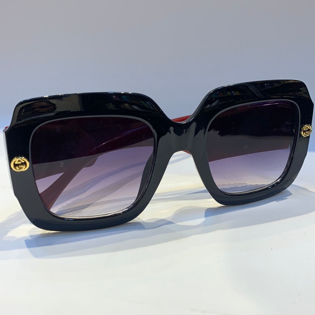 Cug Black Red  Frame Black Shade Sunglass 5601 55 24-145