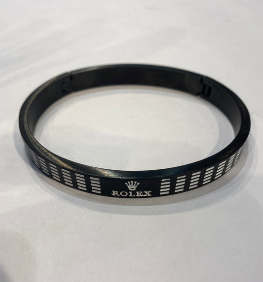 Black White Colour Rol Design Heavy Quality Bracelet 199925