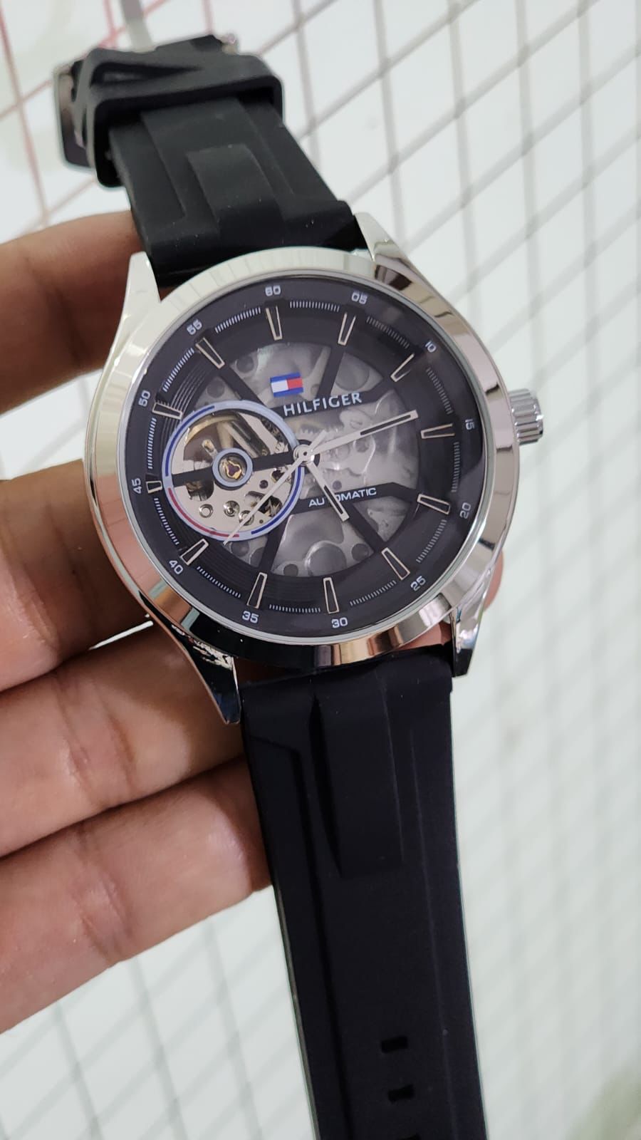 Mot  Black Silicon Strap Silver Ring Black Dial Automatic Men Watch 901363
