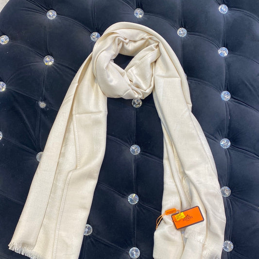 HER REH Cream Colour HER REH Print Heavy Quality Muffler  9366