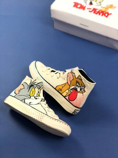 White Colour Tom And Jerry High Ankle Converse Shoes 700015