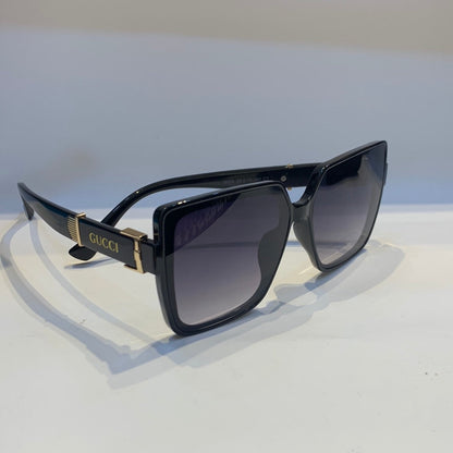 Cug Glossy Black Frame Black White Shade Unisex Sunglass 6006 55 19-140 C1