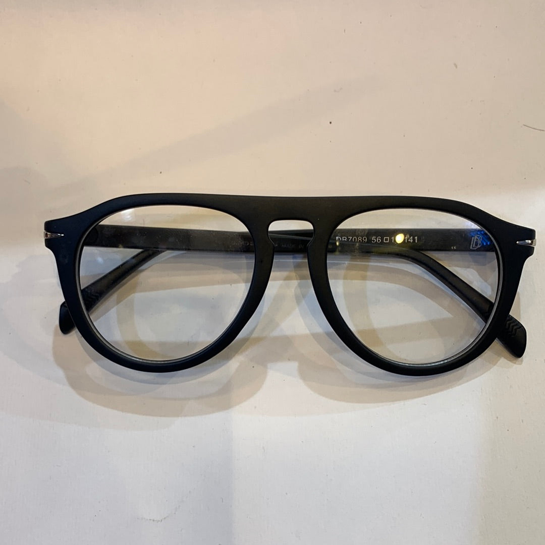 VAD Matte Black Magnetic Frame with Transi Shade Sunglass DB7089 56 17-141