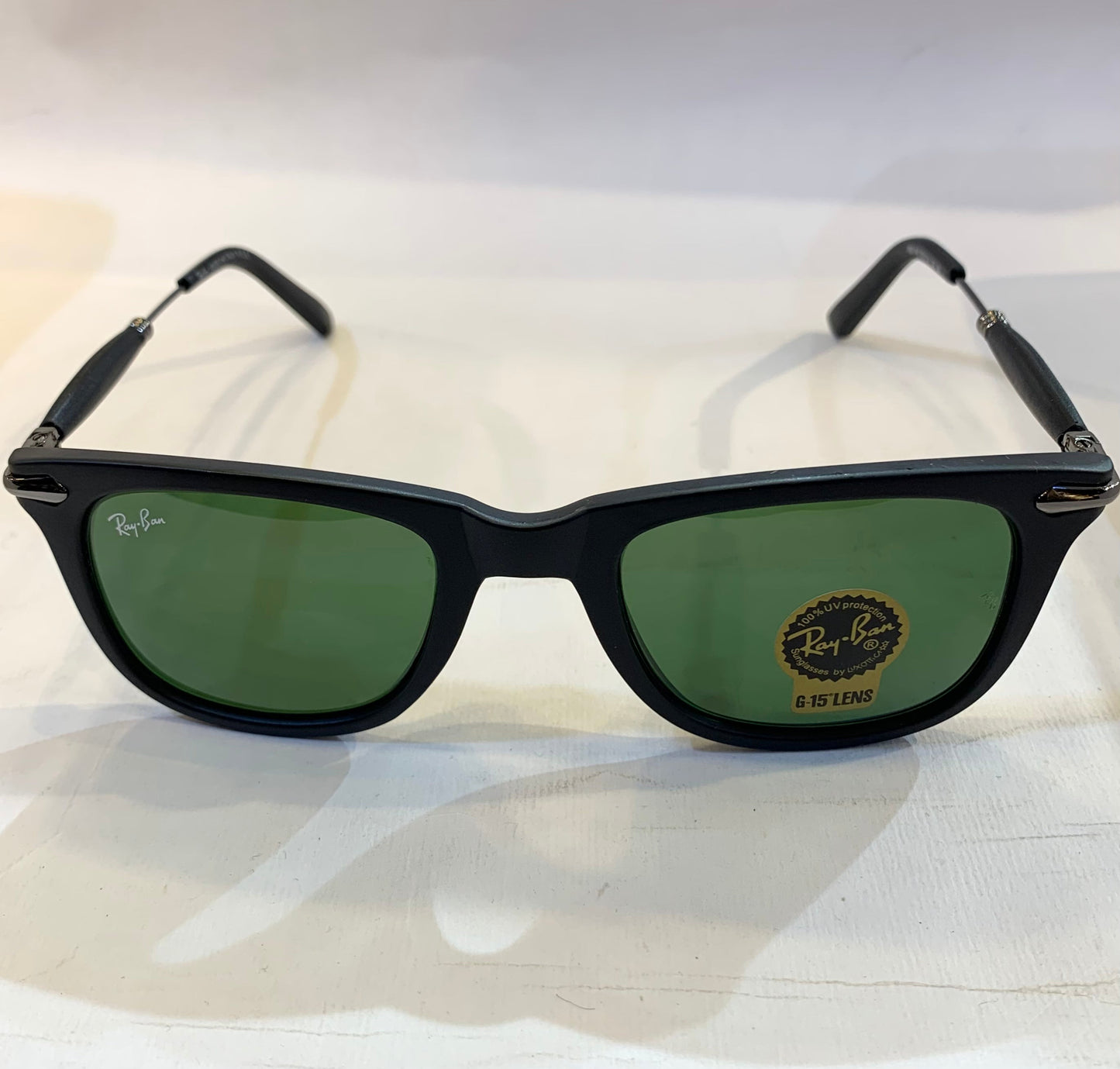 YAR RB Matte Black Frame Green Shade Sunglasses RB2148 52 14 136 3N