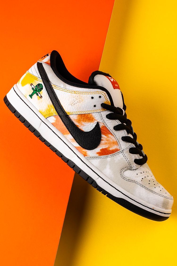 white Orange yellow black tik SB Dunk Sport Sneakers Shoes