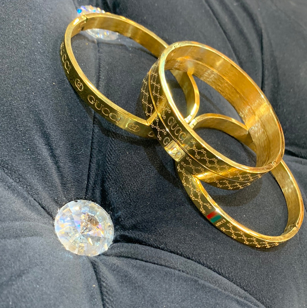 Cug Gold Unisex Kada (Bracelet) for men 130012