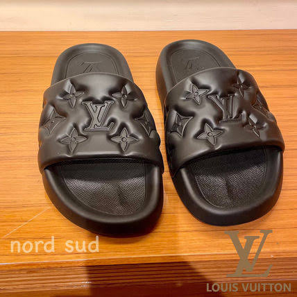 Vl UOL Black Colour Monogram Street Style Plain Slipper Sliders