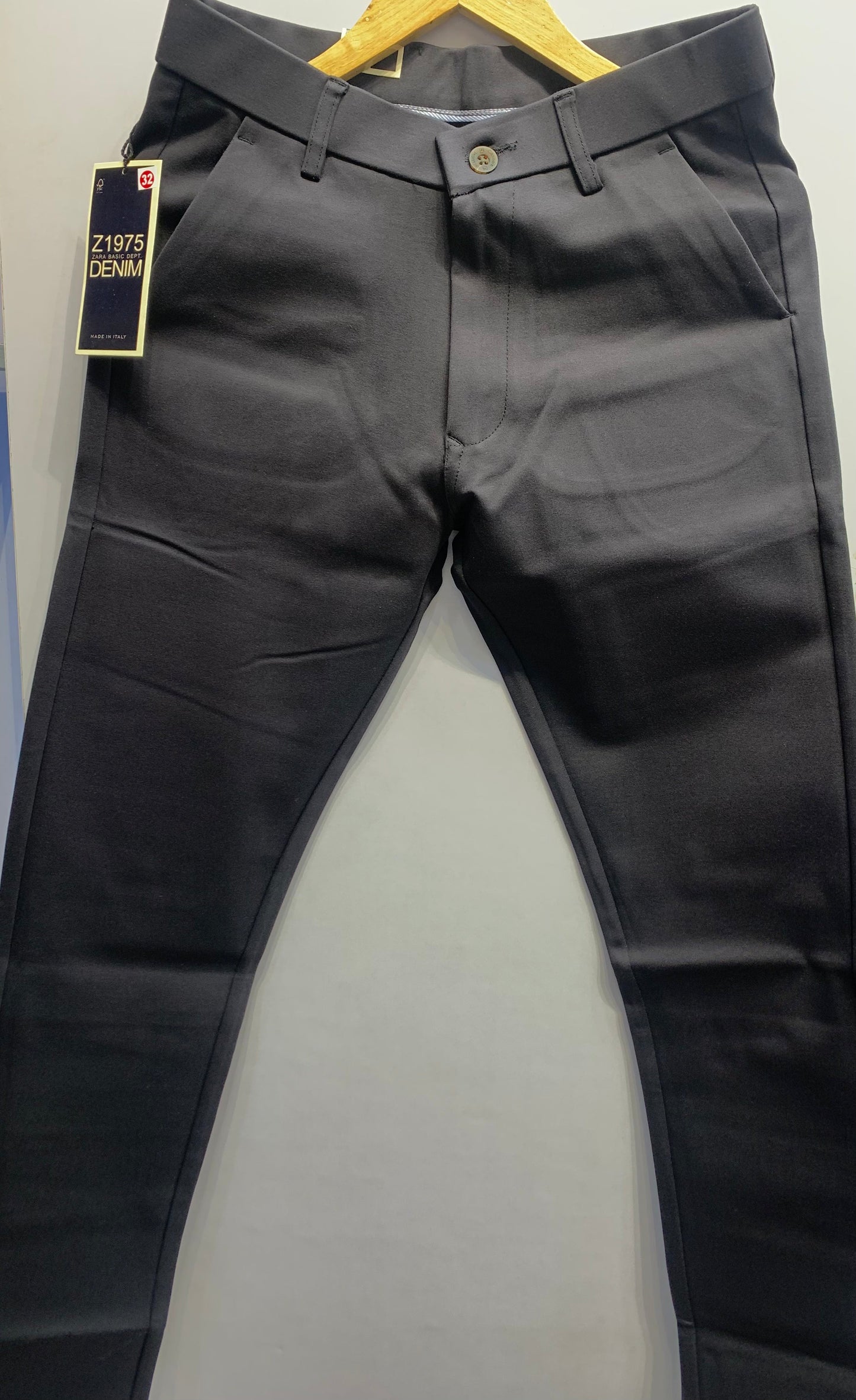 RAZ ZR Dark Grey Colour With Full Stretchable Lycra Fabric Formal Touser Pant For Men 1105068