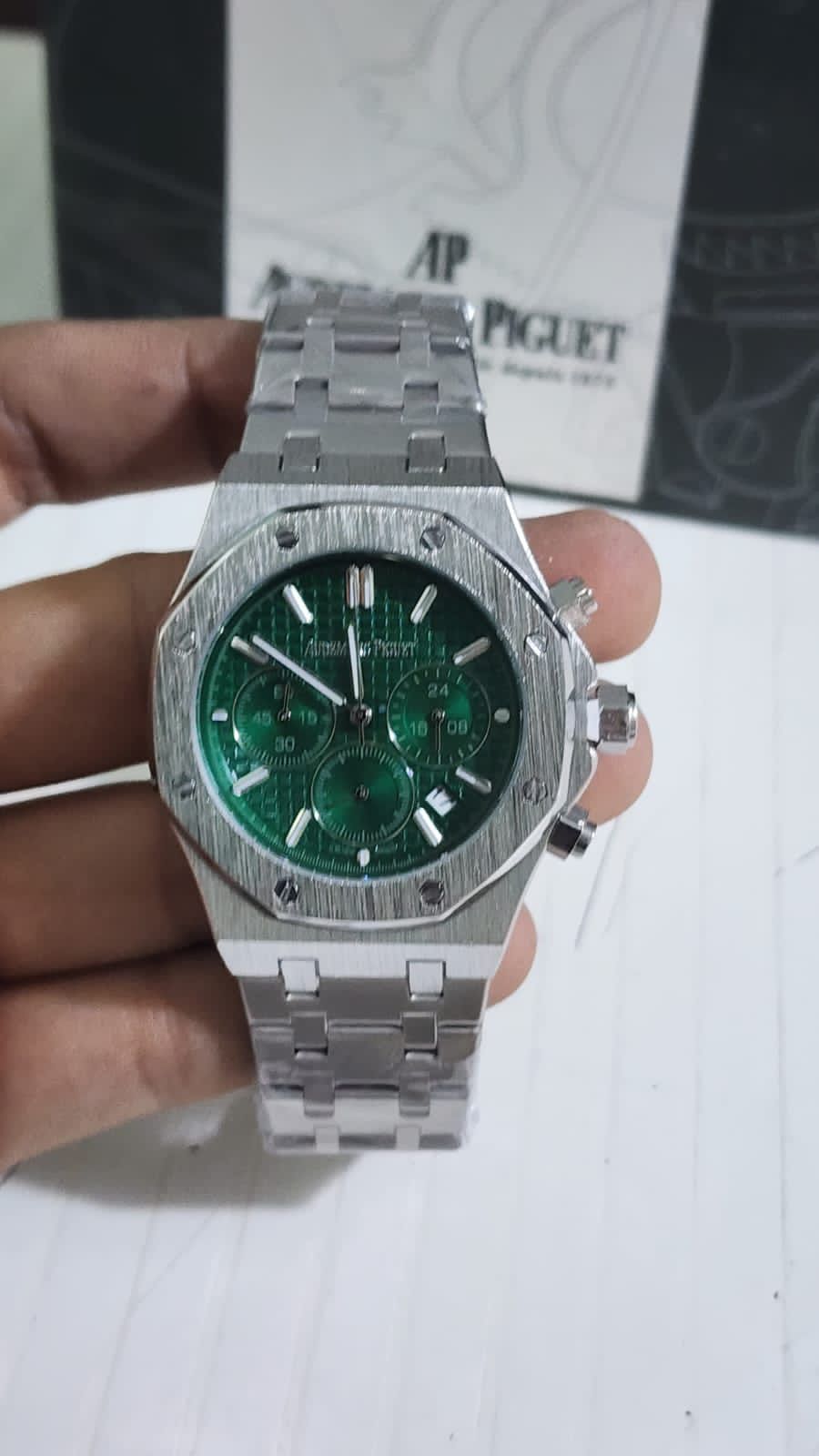 Dua Silver Chain Green Dial Chrono Working Men Watch