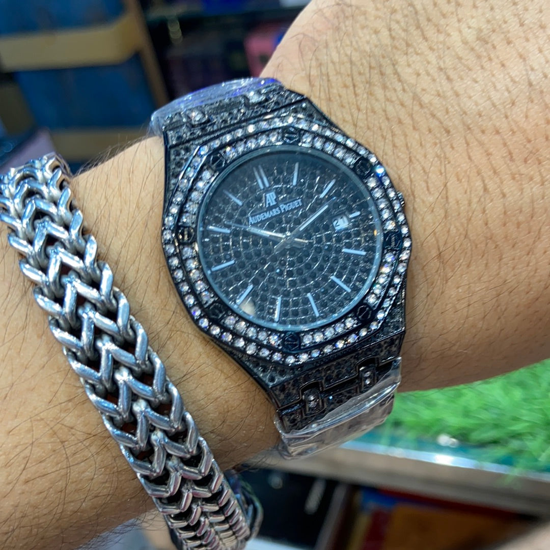 DUA Black Studded Diamond Antique Chain Date Time Men Watch