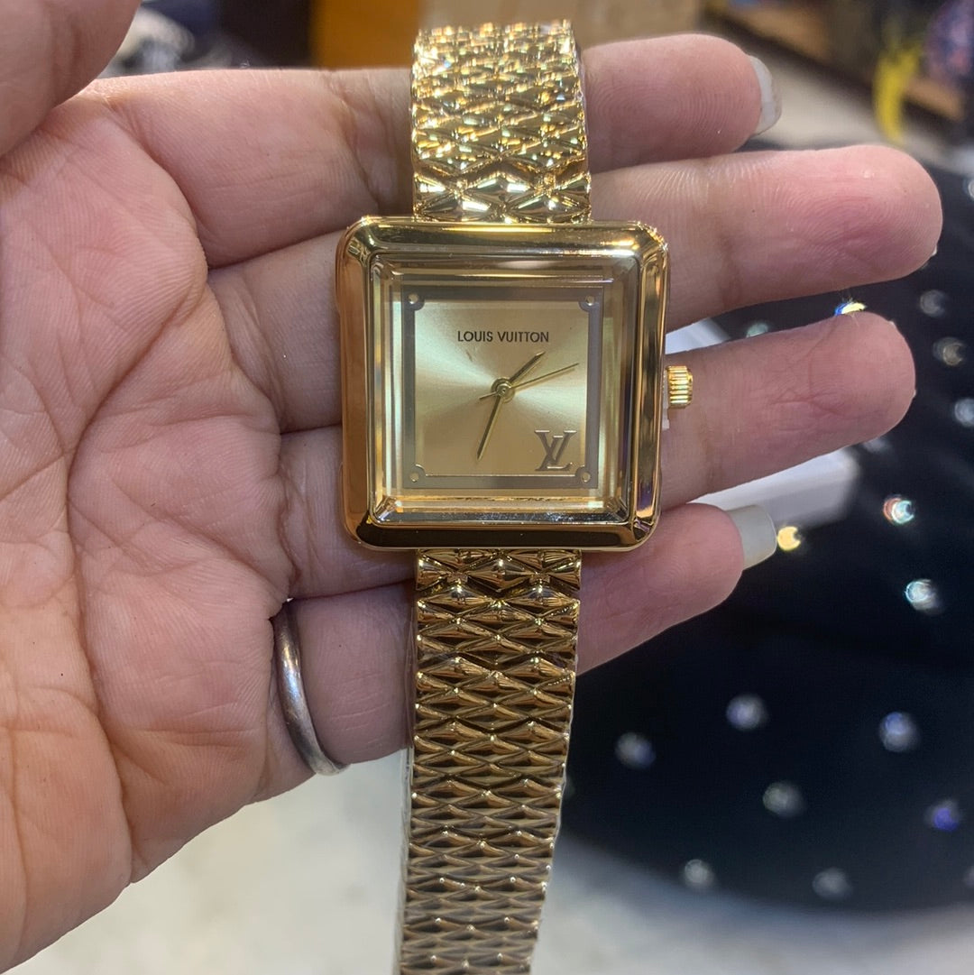 UOL VL Gold Chain Gold Dail ladies watch