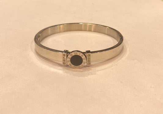 Sliver Black Colour Clock Logo Design Heavy Quality Bracelet 199924