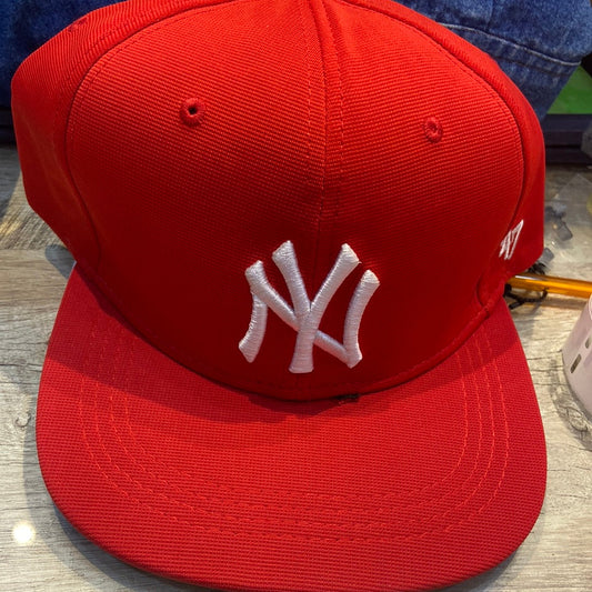 YN Red Cap White Embroidery 300197