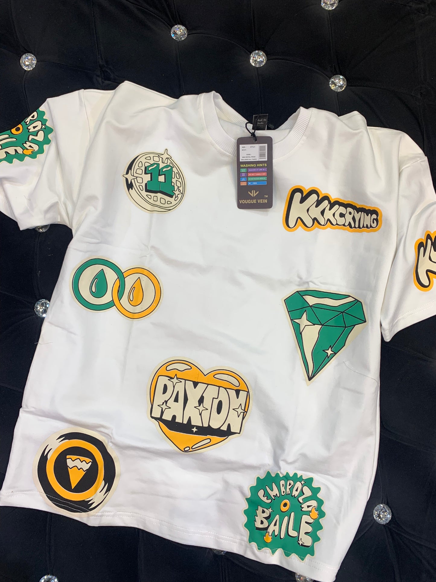 Paxton Kkkcrying White Colour With Print Lycra Cotton Fabric Drop Shoulder 99904