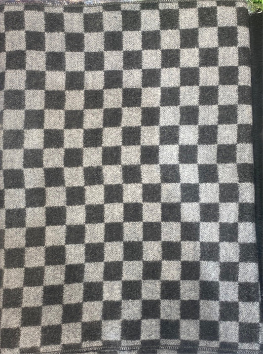 Vl Lou Uol Black Grey Colour With Check Imported Muffler 49019