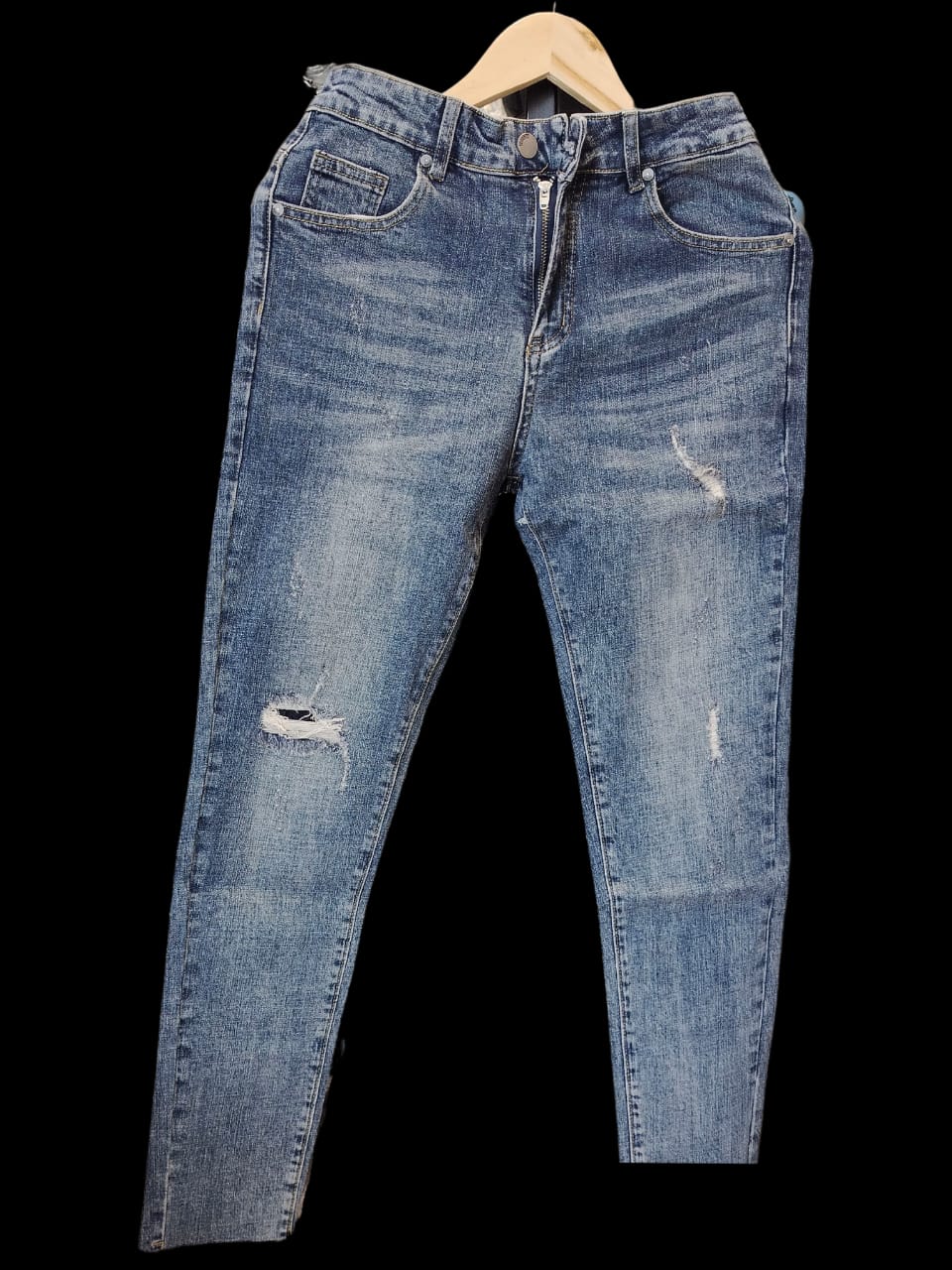 YC JEANS Dark Blue Faded With Ripped Slim Fit Jeans 901