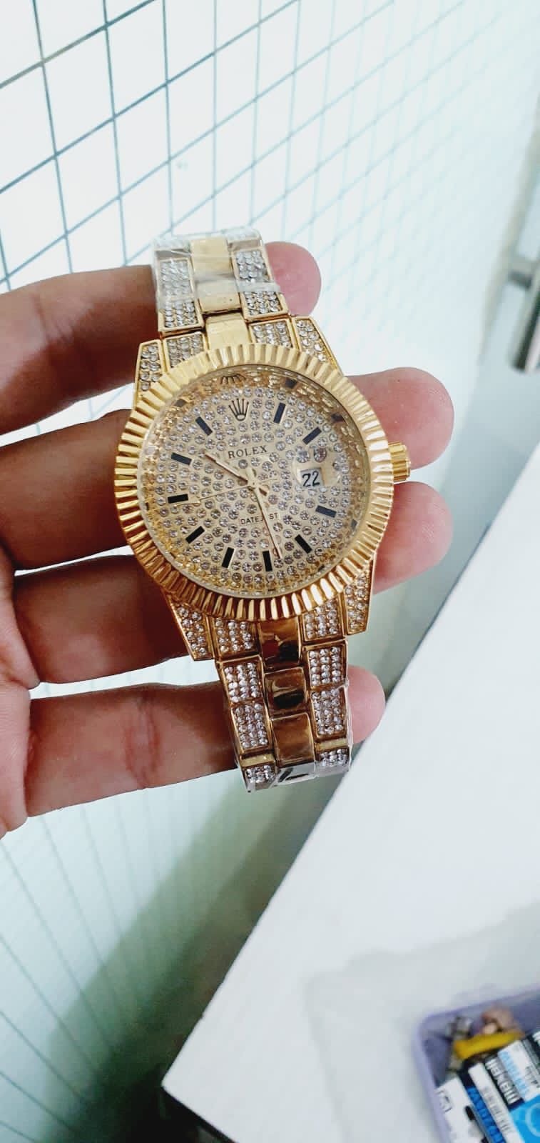 Lor Gold Chain Gold full Diamond Dial Day & Date Man Watch