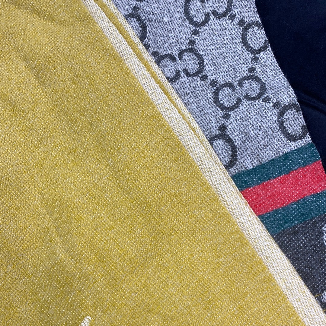 CUG Yellow Black Colour CUG Bee Print Heavy Quality Cashmere Muffler  9371