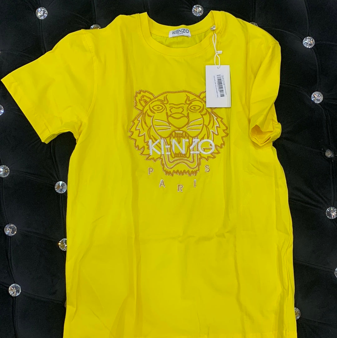 NEK Pairs Yellow Colour Gold  Print Half Sleeves TShirt
