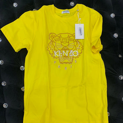 NEK Pairs Yellow Colour Gold  Print Half Sleeves TShirt